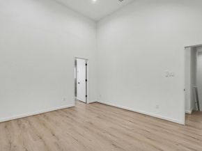 203 Danna Lane, Houston TX 77009