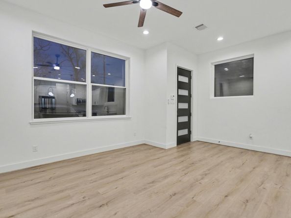 203 Danna Lane, Houston TX 77009