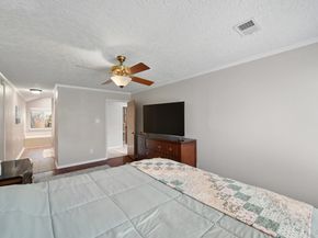 19507 Gamble Oak Drive, Humble TX 77346