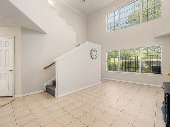 6418 England Street, Houston TX 77021