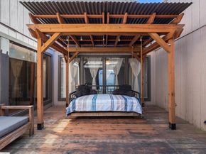 11131 Kitty Brook Drive, Houston TX 77071