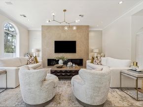 608 Little John Lane, Houston TX 77024