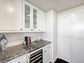 1111 Bering Drive 603, Houston TX 77057