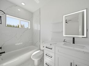 2720 Rosalie Street, Houston TX 77004