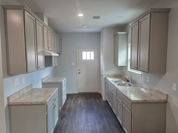 3411 Webster Street, Houston TX 77004