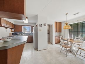 5703 Rutherglenn Drive, Houston TX 77096