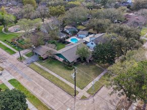 5703 Rutherglenn Drive, Houston TX 77096