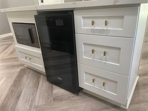 1115 Augusta Drive 38, Houston TX 77057