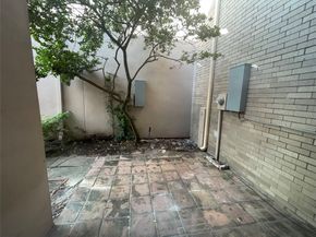 1115 Augusta Drive 38, Houston TX 77057