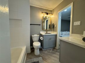 1115 Augusta Drive 38, Houston TX 77057