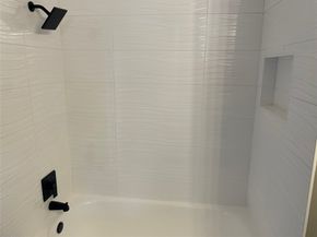 1115 Augusta Drive 38, Houston TX 77057