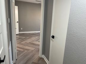 1115 Augusta Drive 38, Houston TX 77057