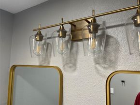 1115 Augusta Drive 38, Houston TX 77057