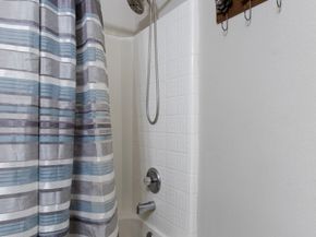 16855 Mammoth Springs Drive, Houston TX 77095