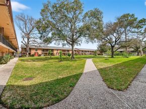 7600 Burgoyne Road 121, Houston TX 77063