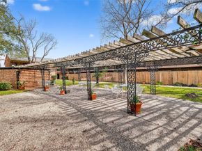 7600 Burgoyne Road 121, Houston TX 77063