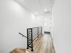 1913 Hoskins Drive H, Houston TX 77080