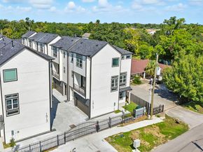 1913 Hoskins Drive H, Houston TX 77080