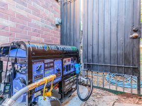 11413 Gallant Ridge Lane, Houston TX 77082