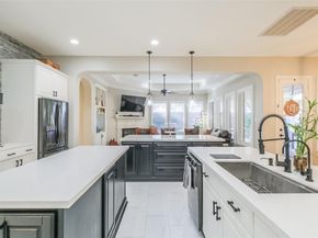 11413 Gallant Ridge Lane, Houston TX 77082