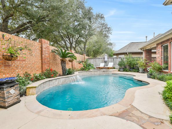 11413 Gallant Ridge Lane, Houston TX 77082