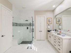 11413 Gallant Ridge Lane, Houston TX 77082