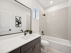 2125 Hoskins Drive C, Houston TX 77080