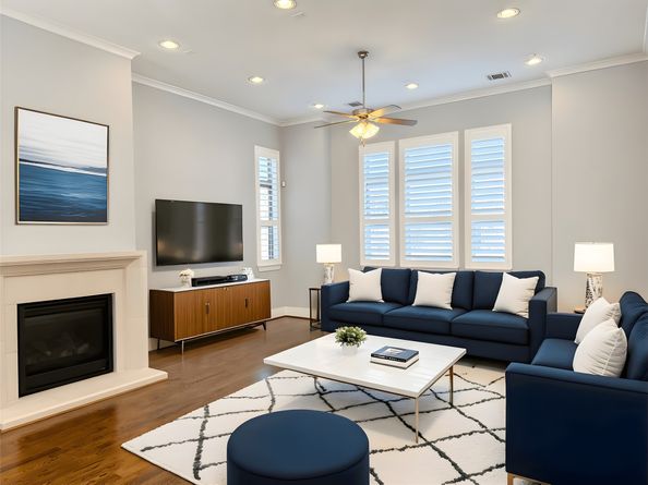 2115 Detering Street, Houston TX 77007