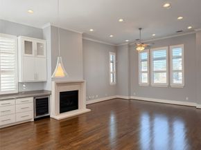 2115 Detering Street, Houston TX 77007