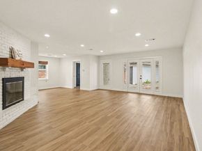 5814 Braesheather Drive, Houston TX 77096