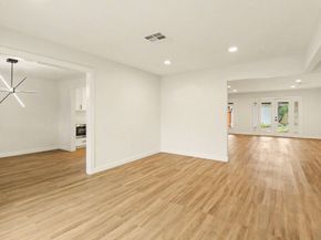 5814 Braesheather Drive, Houston TX 77096