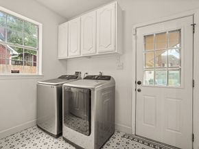 1017 Oak Knoll Court, Sugar Land TX 77498