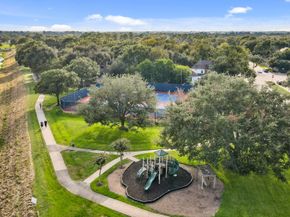 1017 Oak Knoll Court, Sugar Land TX 77498