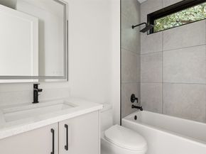 4407 Merle Drive A, Austin TX 78745