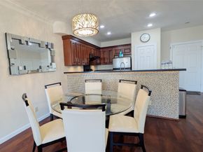 6611 W Sam Houston Parkway S 2G, Houston TX 77072