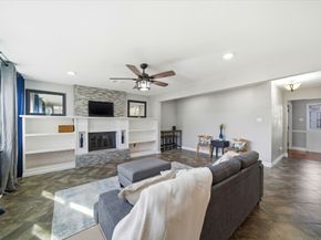 6927 Leandra Drive, Houston TX 77083