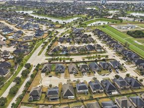 19122 Gaslamp Point Court, Cypress TX 77429