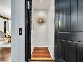 2523 Watts Street, Houston TX 77030