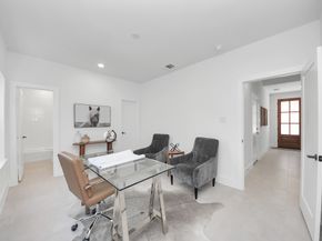 925 Fisher Street C, Houston TX 77018