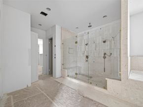 316 W 30th Street, Houston TX 77018