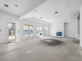 316 W 30th Street, Houston TX 77018