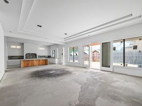 316 W 30th Street, Houston TX 77018