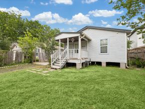 8525 Dosia Street, Houston TX 77051