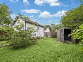 8525 Dosia Street, Houston TX 77051