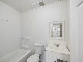 8525 Dosia Street, Houston TX 77051
