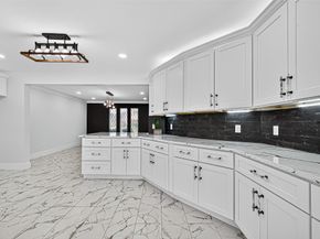 5607 Pebble Springs Drive, Houston TX 77066