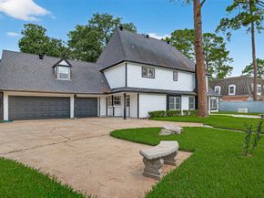 5607 Pebble Springs Drive, Houston TX 77066