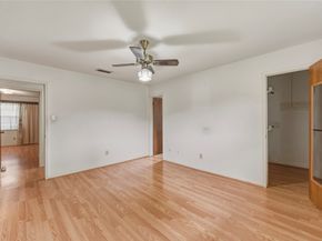 10223 Kirkglen Drive, Houston TX 77089