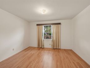 10223 Kirkglen Drive, Houston TX 77089