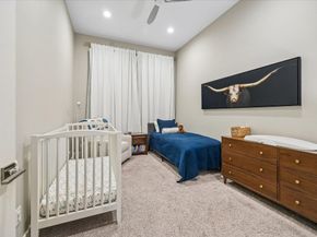 940 W 21st Street, Houston TX 77008